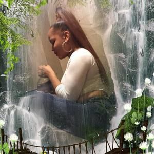 Meet your Posher, Tracey love